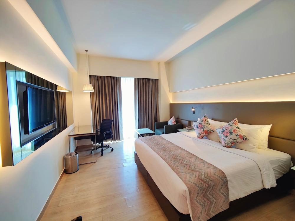 Regenta Central Grand Exotica Pune