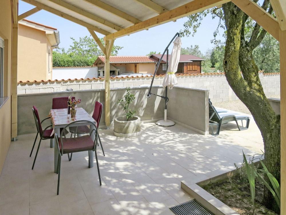 Ruza Fa ana in Fa ana