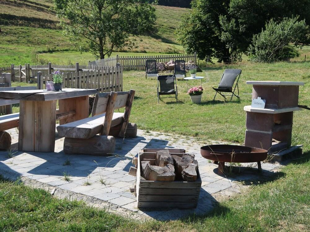 Oswaldenhof V Hrenbach