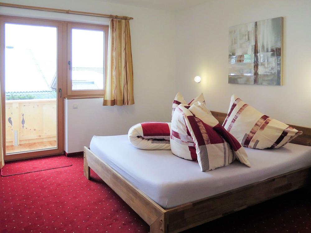 Luxner Emberg in Emberg