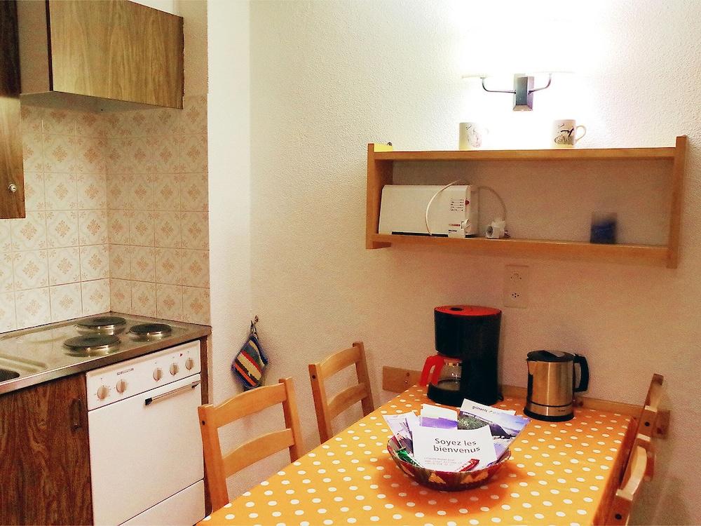 Les Erables Apt 361 Ayer