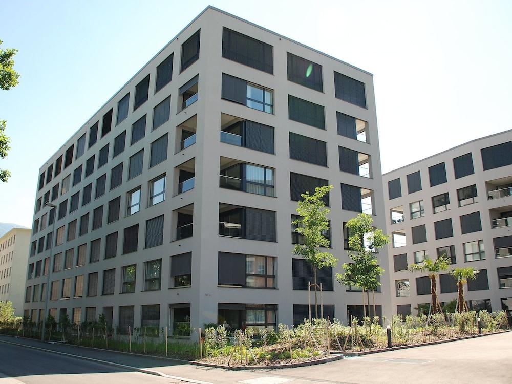 Laville A-2-3 Locarno