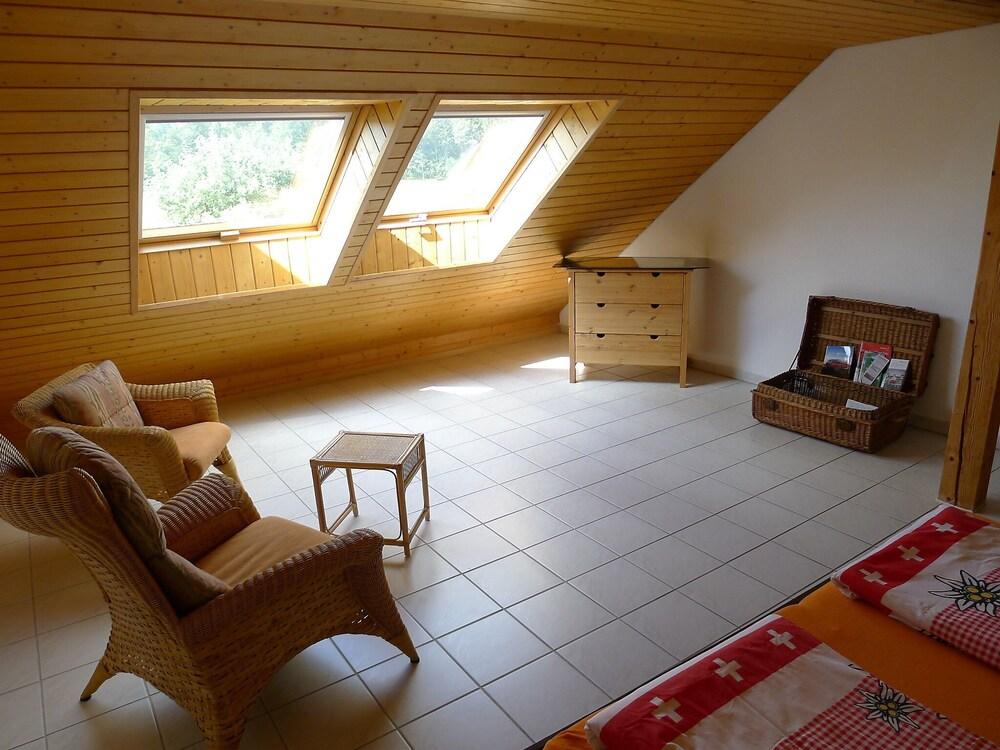 Arns Ferienwohnung Wangenried