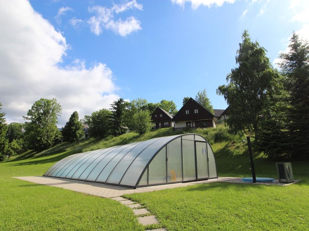 Holiday Hill 31 ern D l