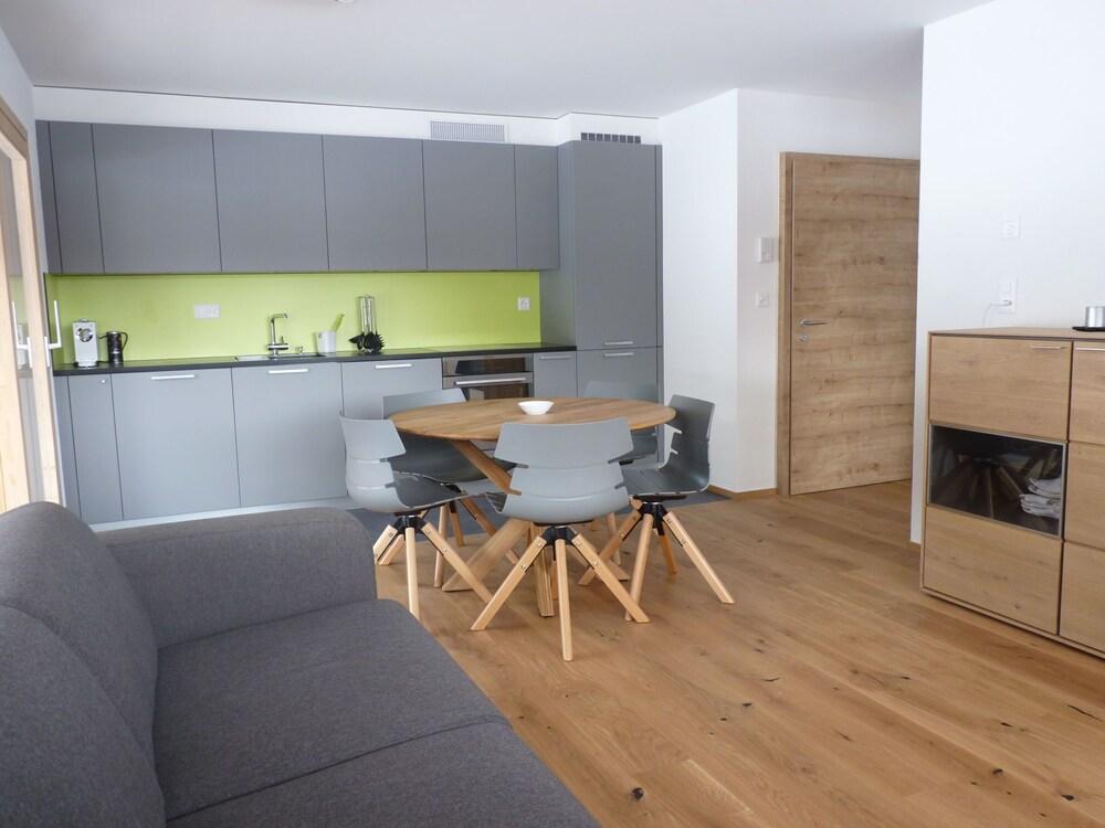 Les Jardins Dhelene Leytron