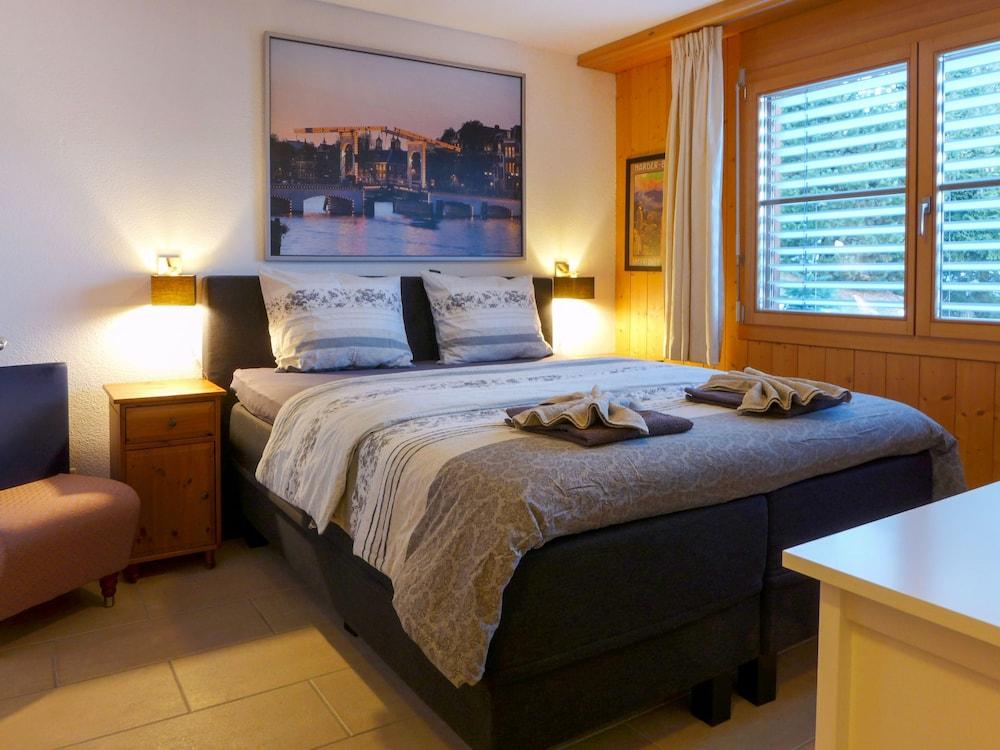 Mountain Lake Panorama Beatenberg