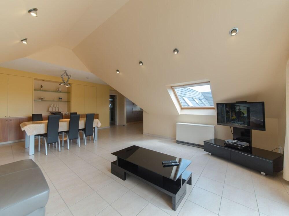 Goldsands II 402 De Haan