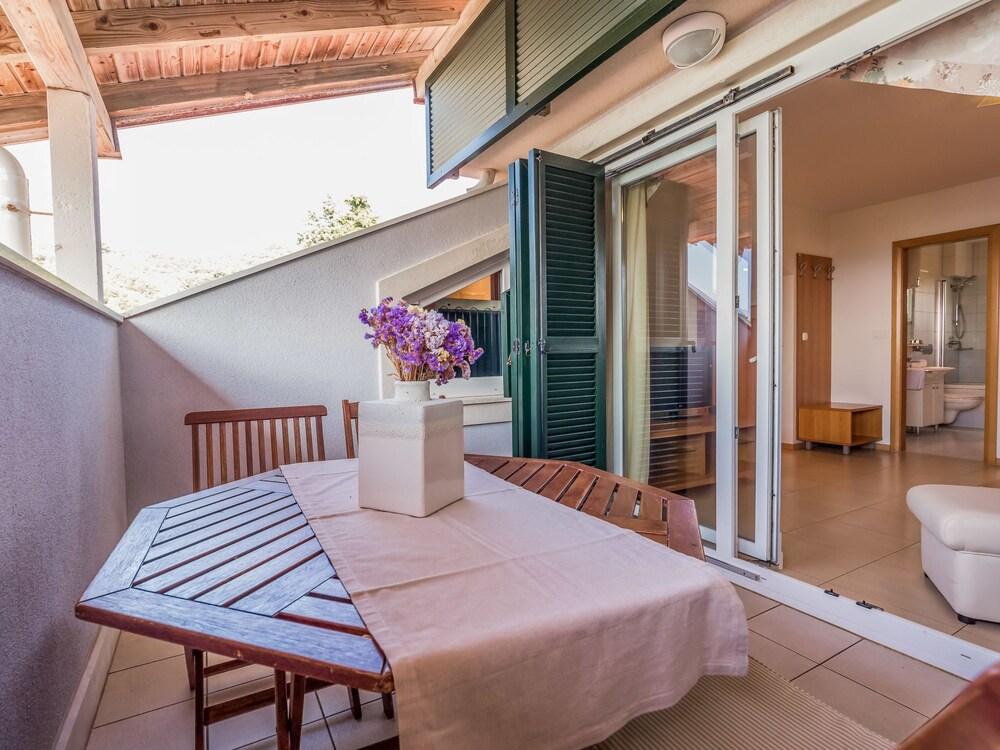 Mare 10 Kampor in Kampor