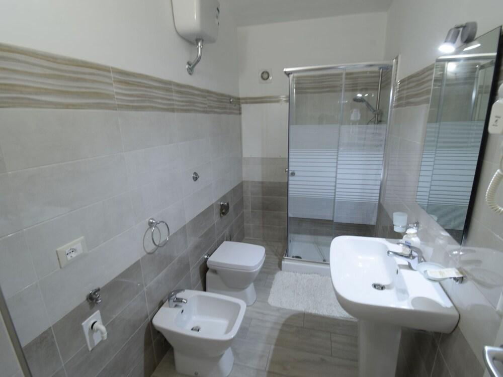 Fiori di Sulla Sinago Lascari