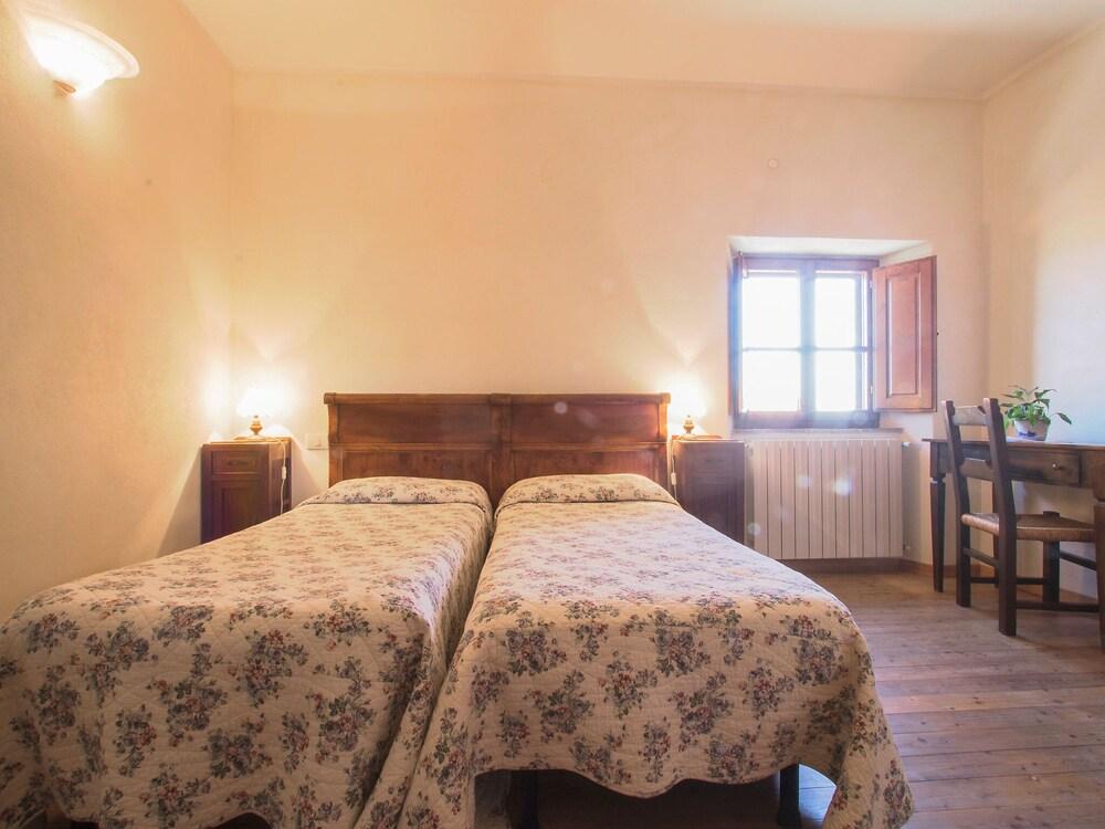 Santa Marta La Cava in La Cava