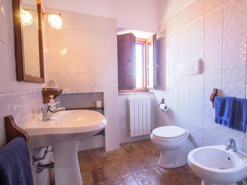 Santa Marta La Cava in La Cava