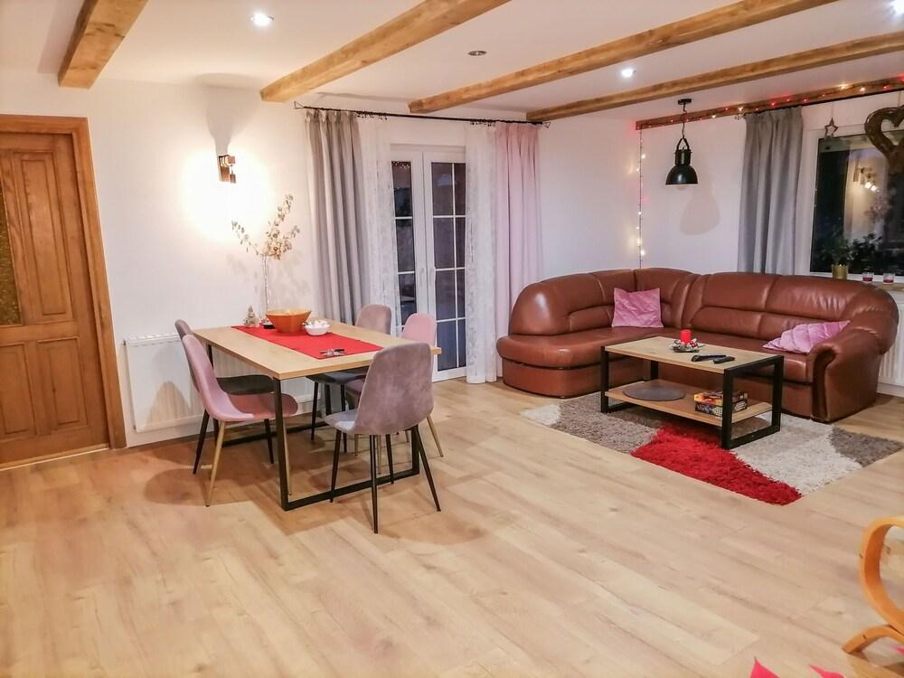 Letniskowa 24 Ogonki