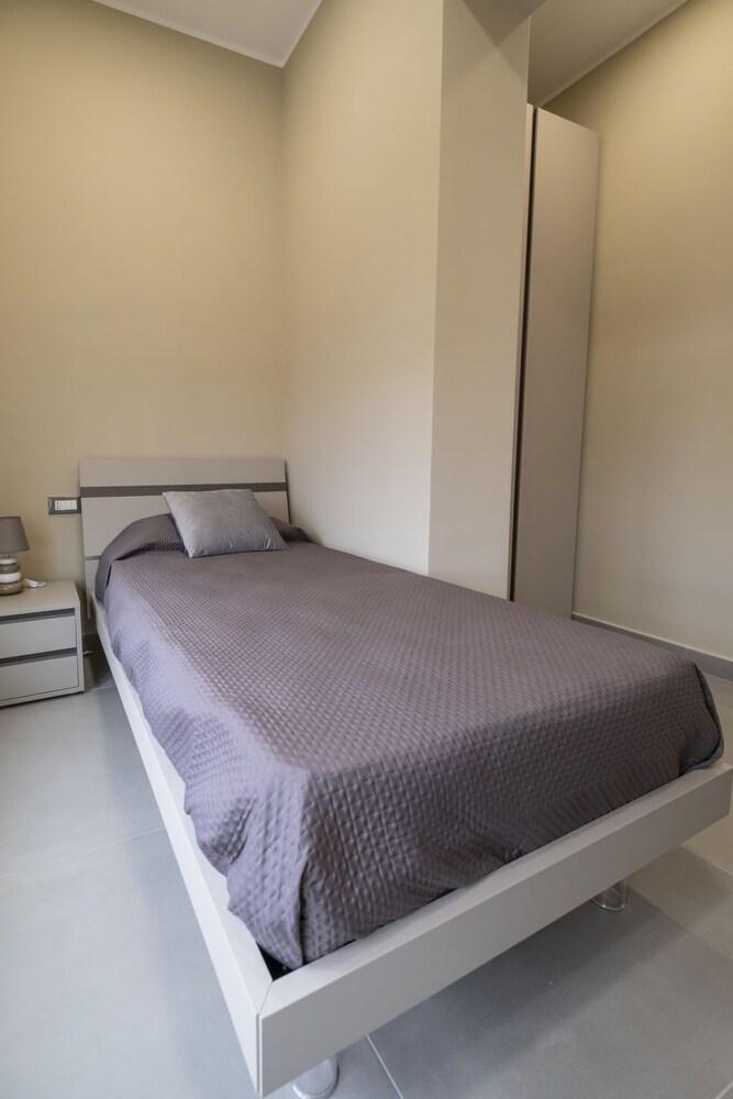 Daydreaming Meta in Meta