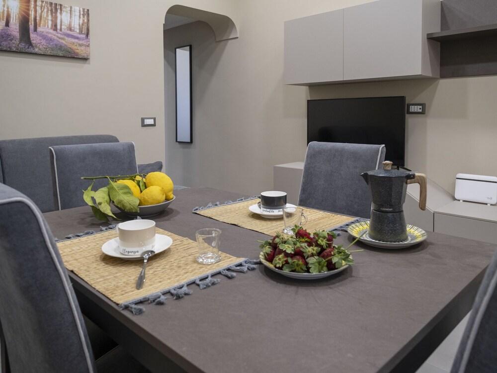 Daydreaming Meta in Meta