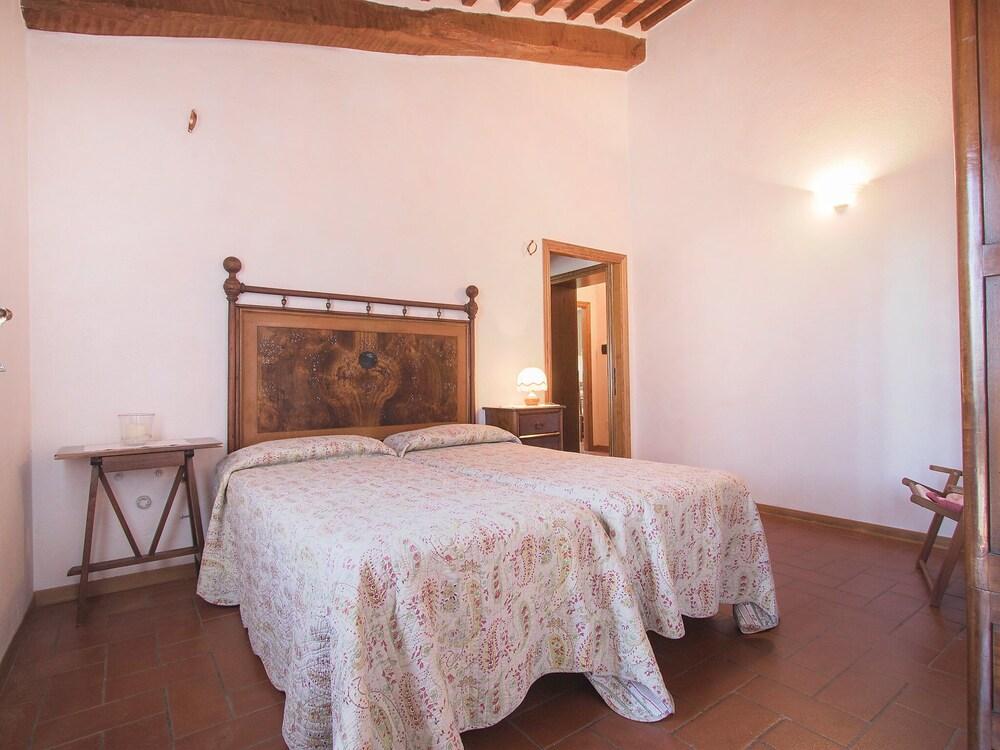 Mandorlo La Cava in La Cava