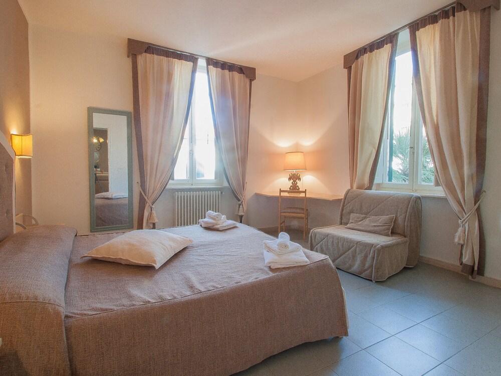 Suite 3 Rooms San Vincenzo