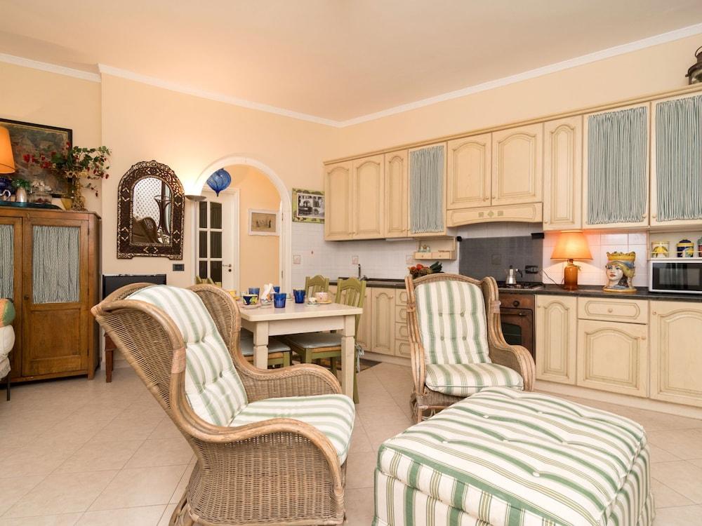 Positano Elegant Terrace Positano