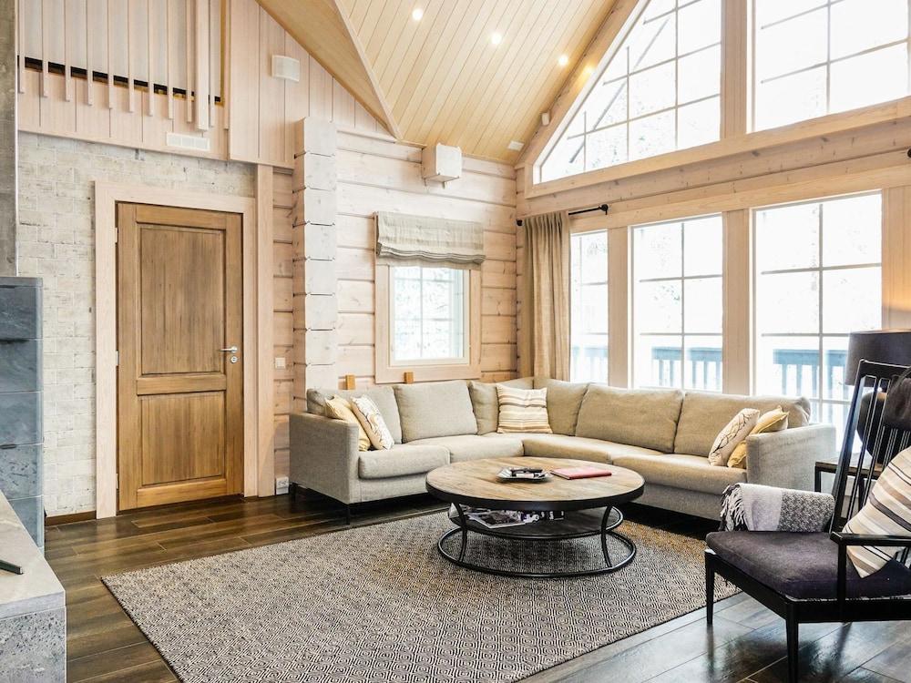 Peurakumpu Inari in Inari