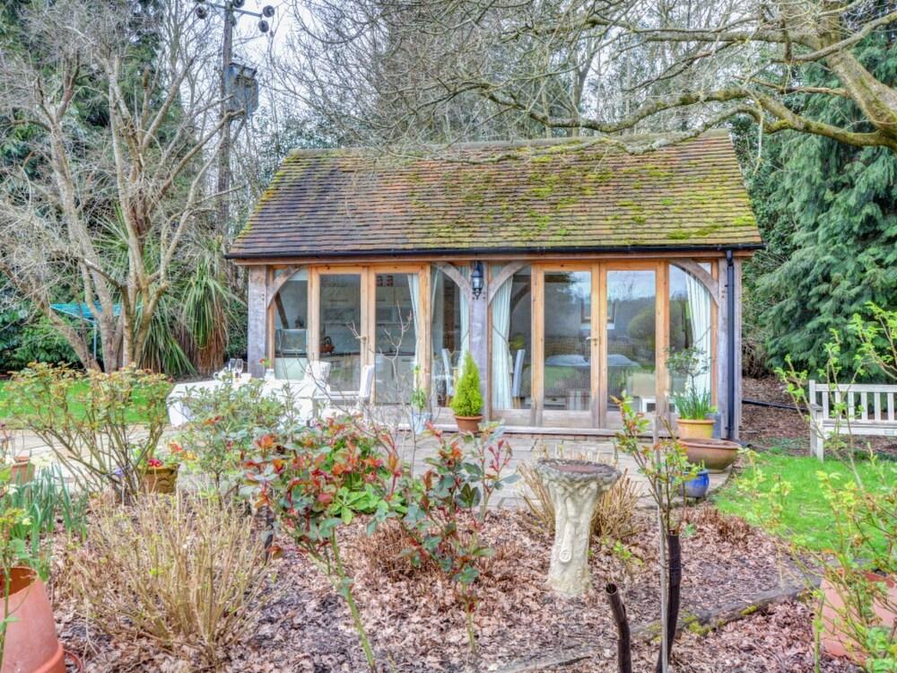 Sharpsbridge Farm Piltdown