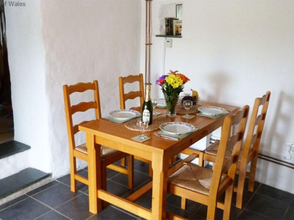 Y Storfa St Davids in St Davids