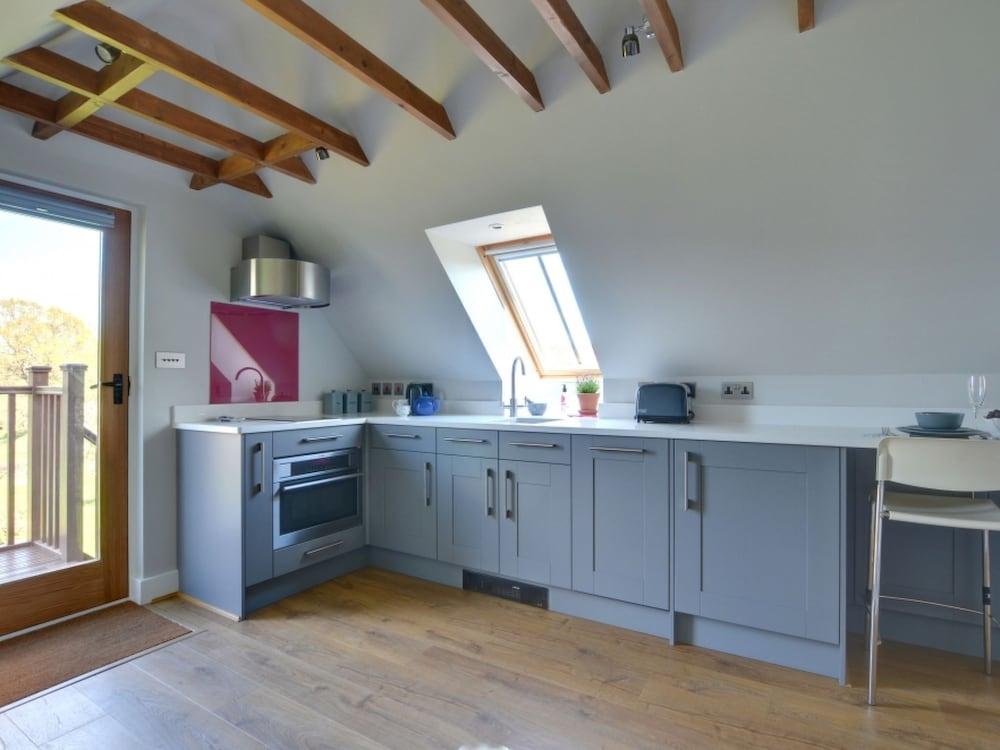 Groombridge Apt Groombridge