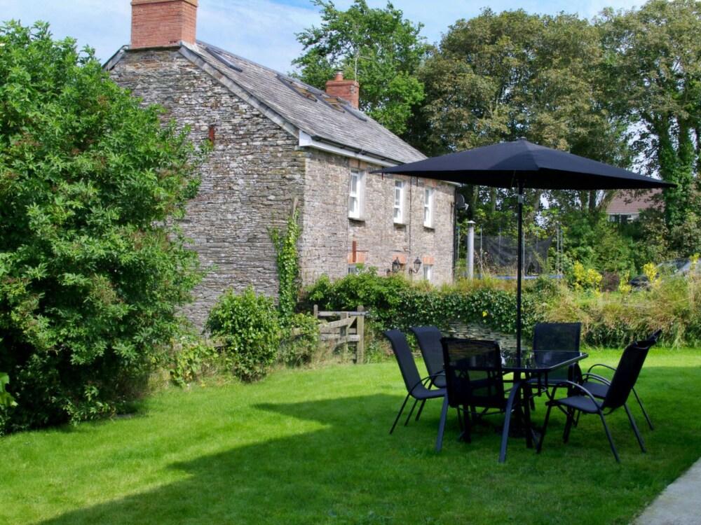 St Issay St Issey in St Issey