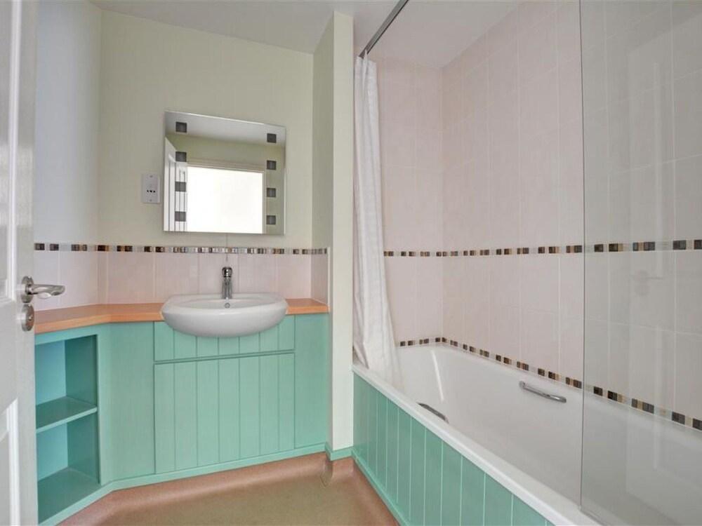 Golfer View Mawgan Porth