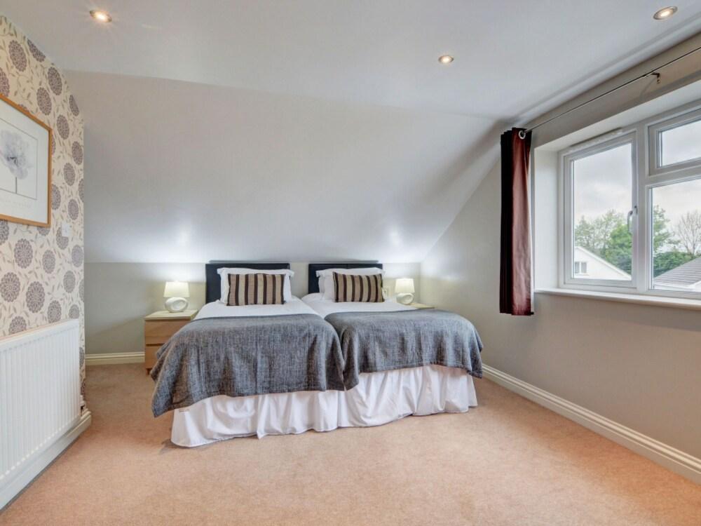 Atlantic Tregolds in Tregolds