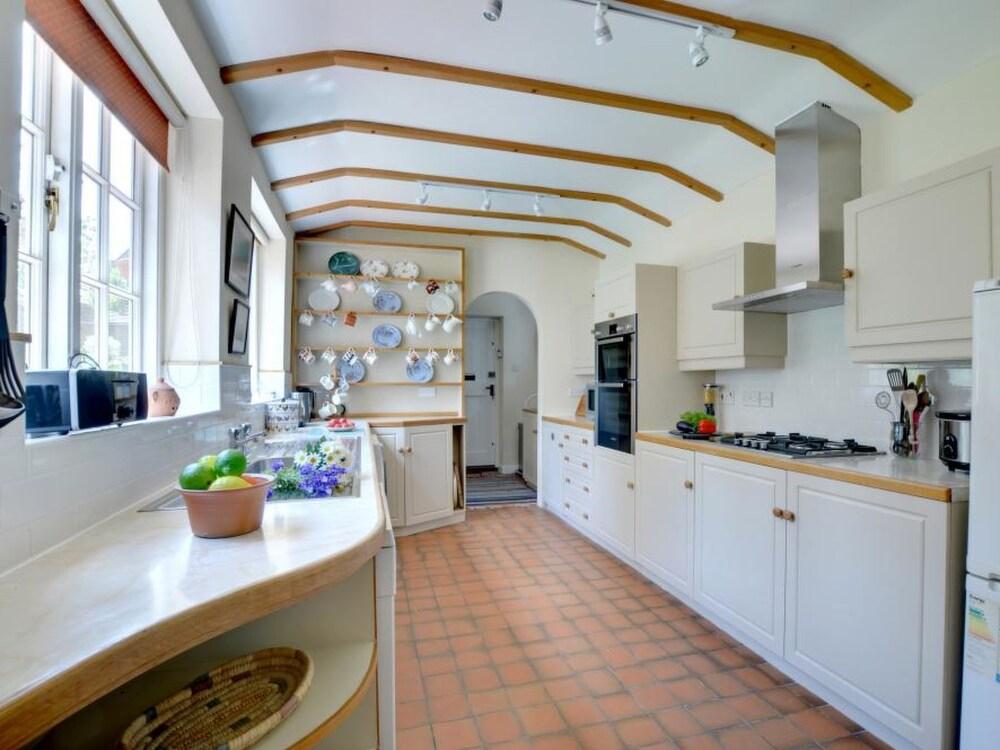 Church Cottage Barham