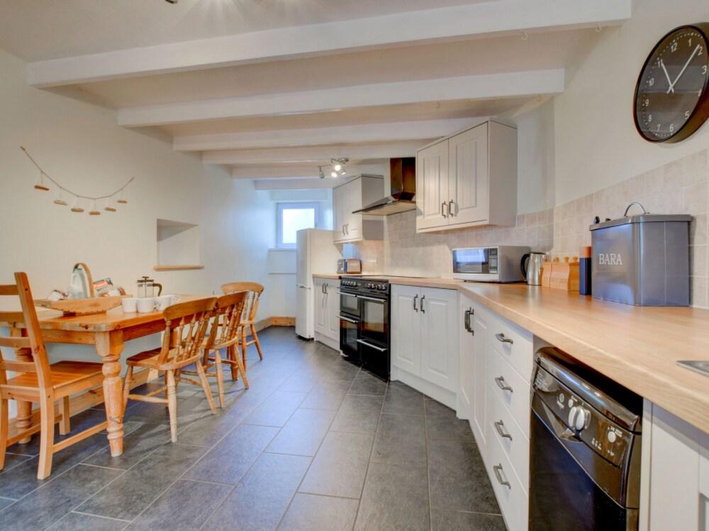 Bro Aeron Aberarth in Aberarth