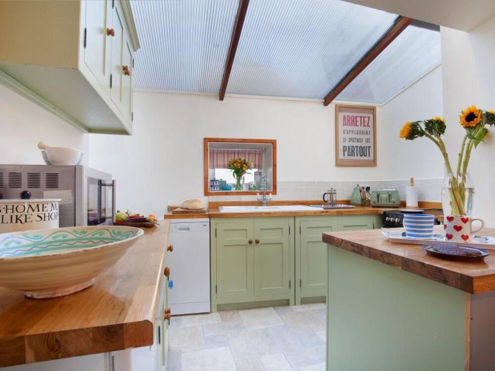 Starco Shaldon in Shaldon