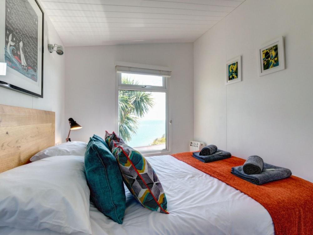 Little Seawatch Stoke Fleming