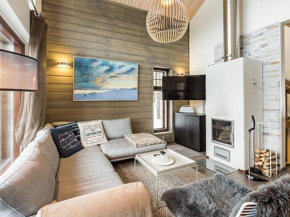 Karhunkieppi 9a 2 Skipasses Included Kittil