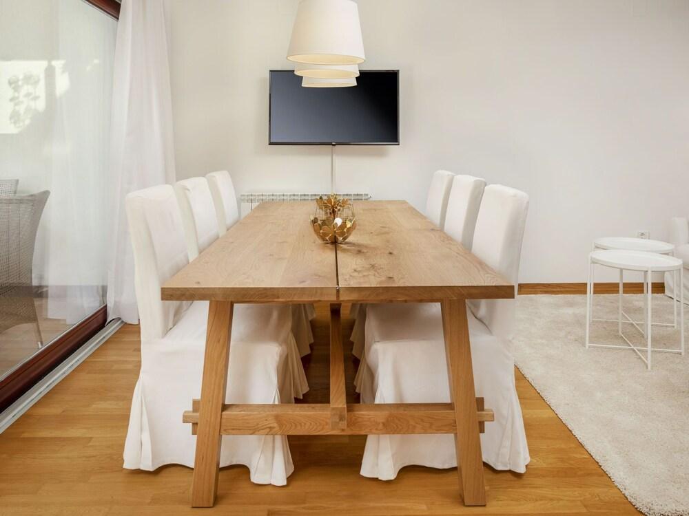 Villa Beach Front Ba Anija