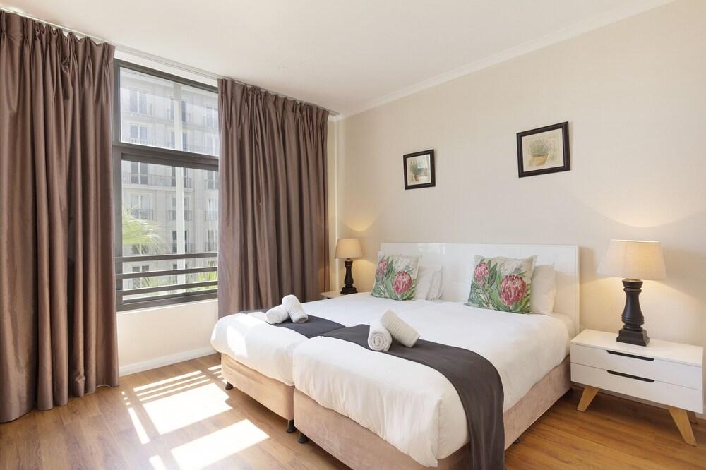 Portside 309 by HostAgents