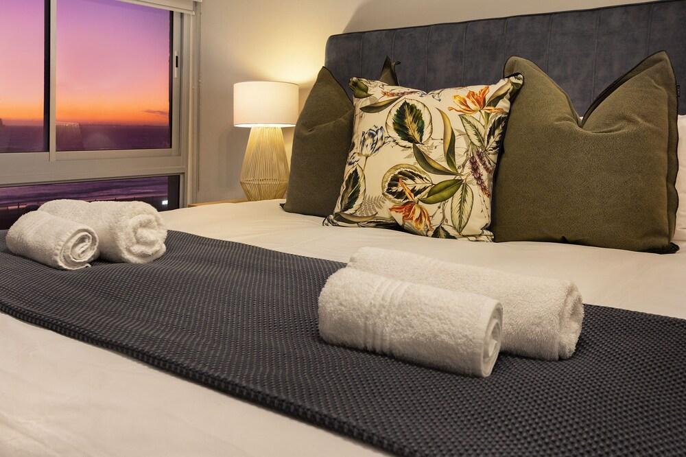 Zeezicht 204 by HostAgents