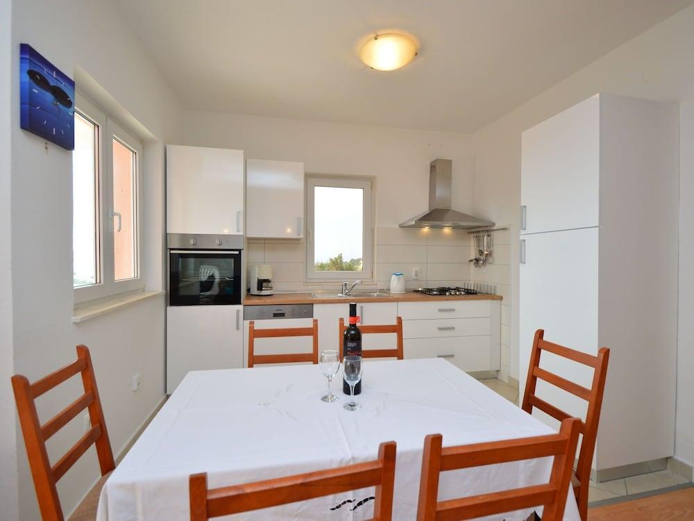 Mira Primo ten Burnji