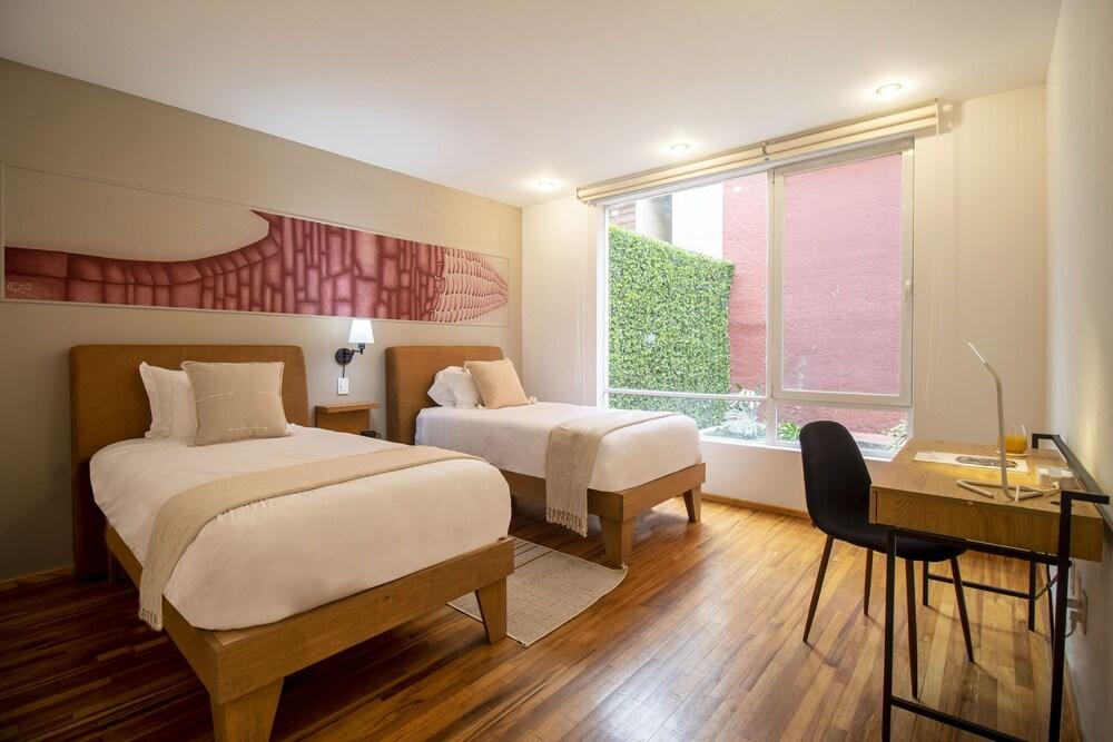 Kukun Goldsmith 212 Polanco