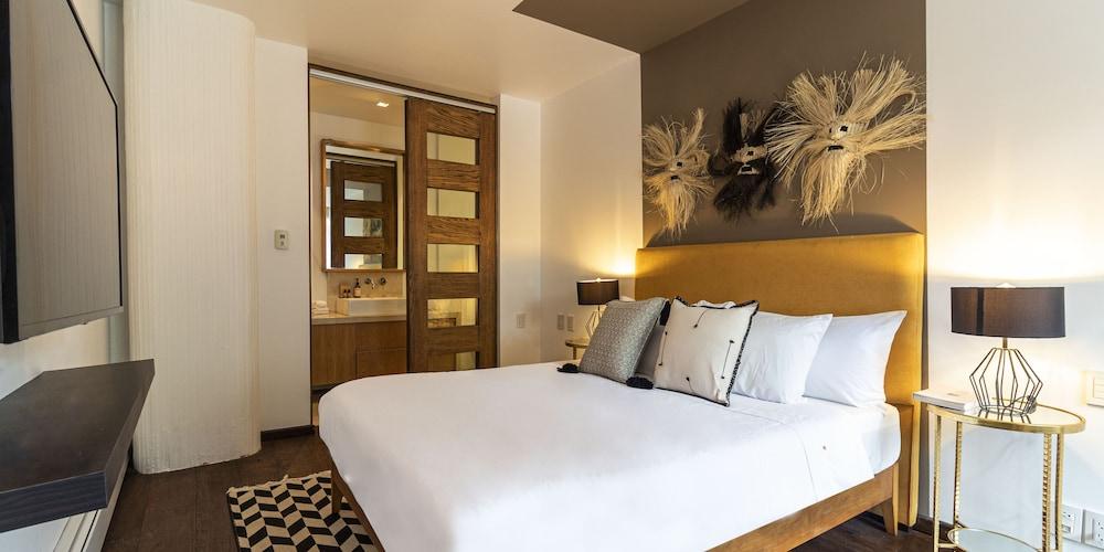 Kukun Lamartine 702 Polanco