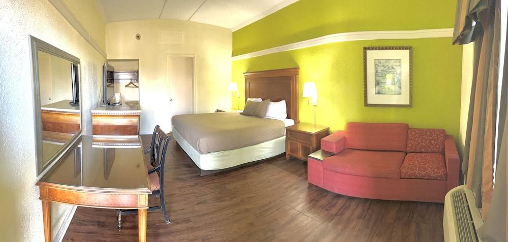 Hotel M Morgantown - WVU Area