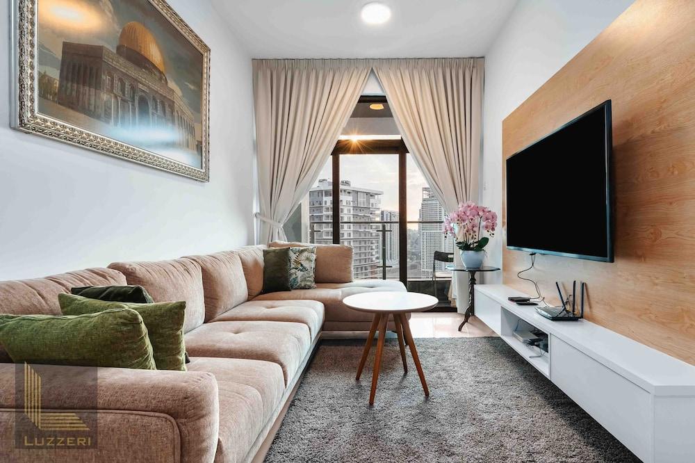 Legasi Kampung Bharu Guesthouse