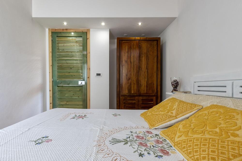 Depandance Turchese With Pool