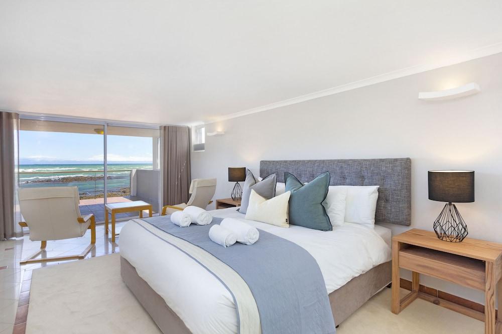 Villa Kyma by HostAgents