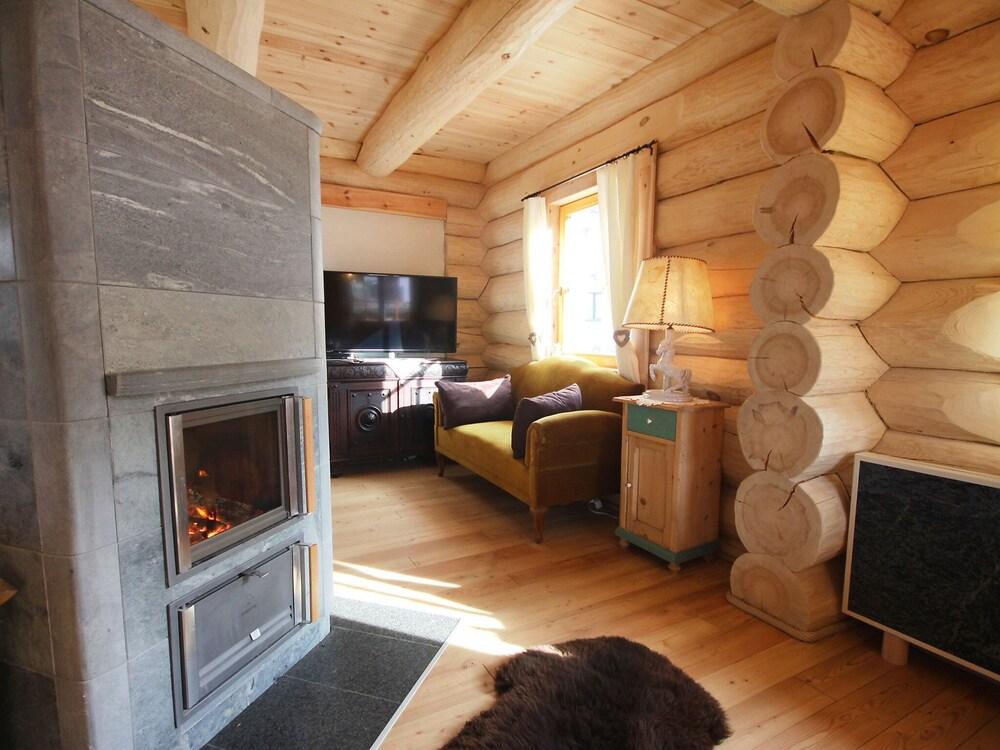 Chalet Karin Axams in Axams