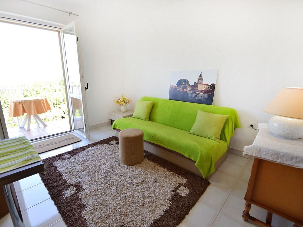 Dada Omi alj in Omi alj