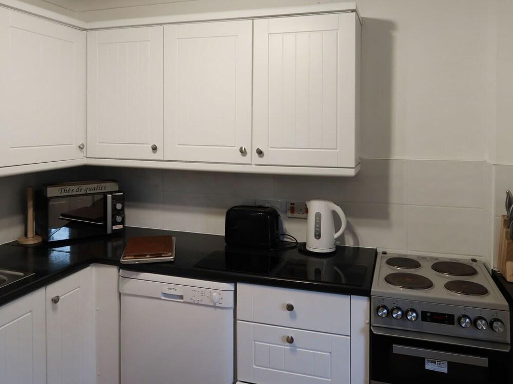 Woodhouse Woodmancote