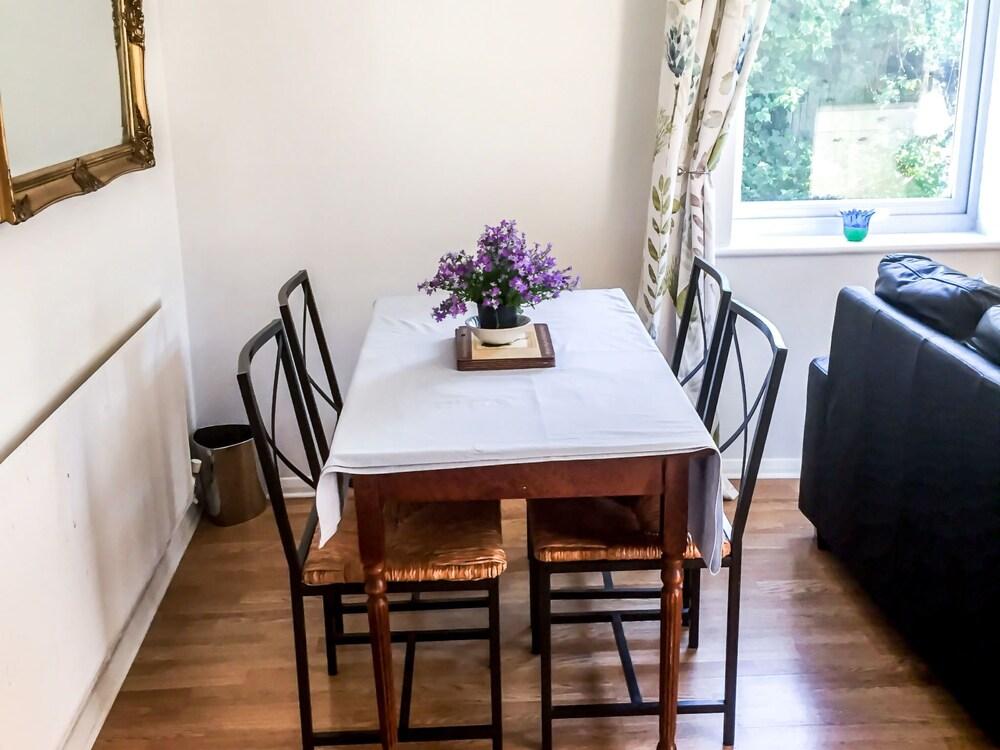 Woodhouse Woodmancote