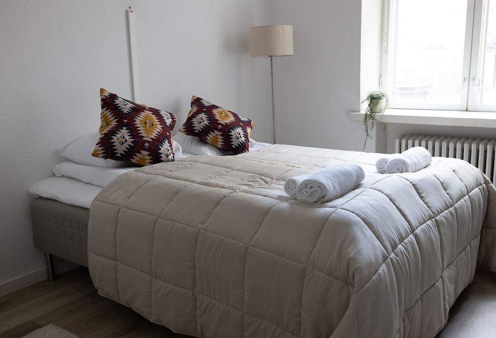 2ndhomes Cozy Studio in the Center