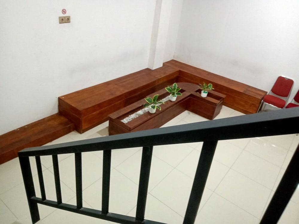 Hotel azzahra syariah