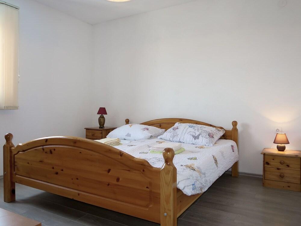 Golic Cesarica in Cesarica